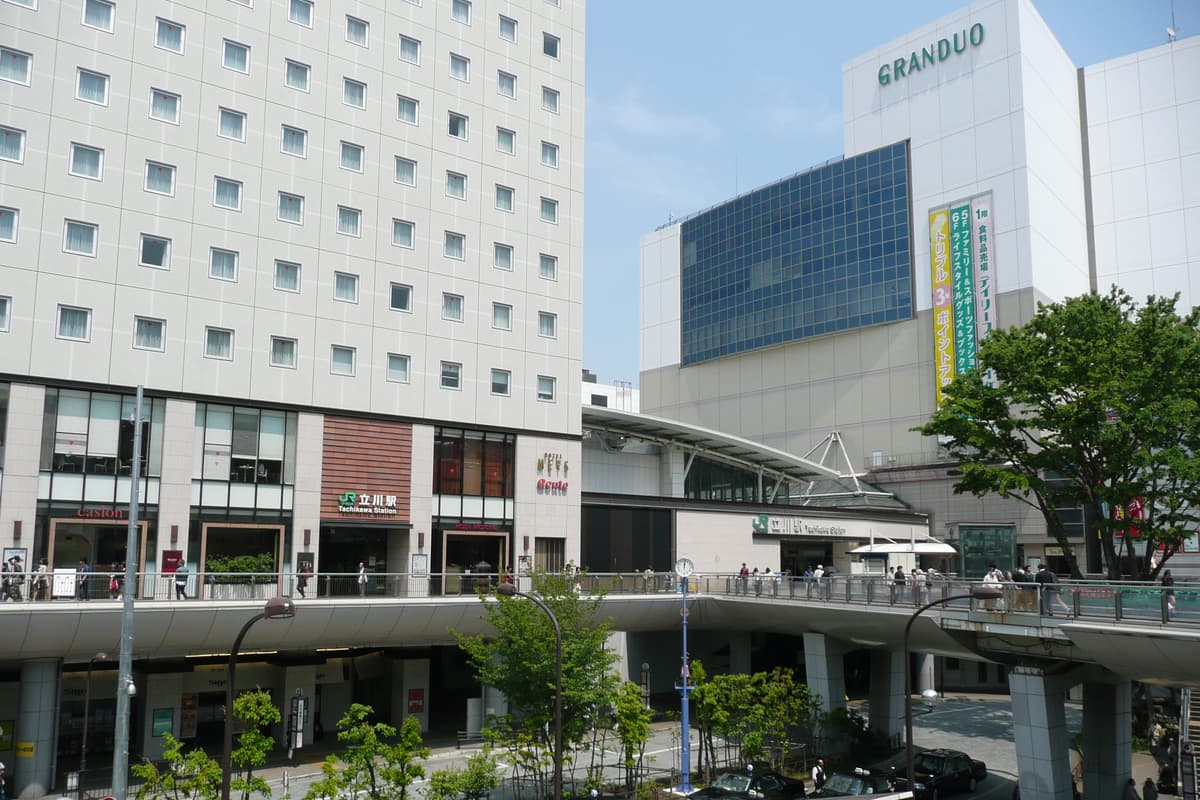 立川市實景照(Nyao148 / CC BY-SA 3.0 / Wikimedia Commons)