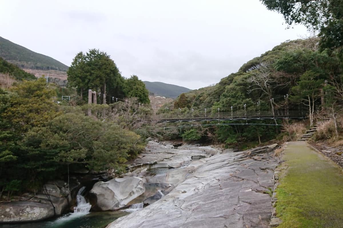 對馬市實景照（Ackeyyama / CC BY-SA 4.0 / Wikimedia Commons）