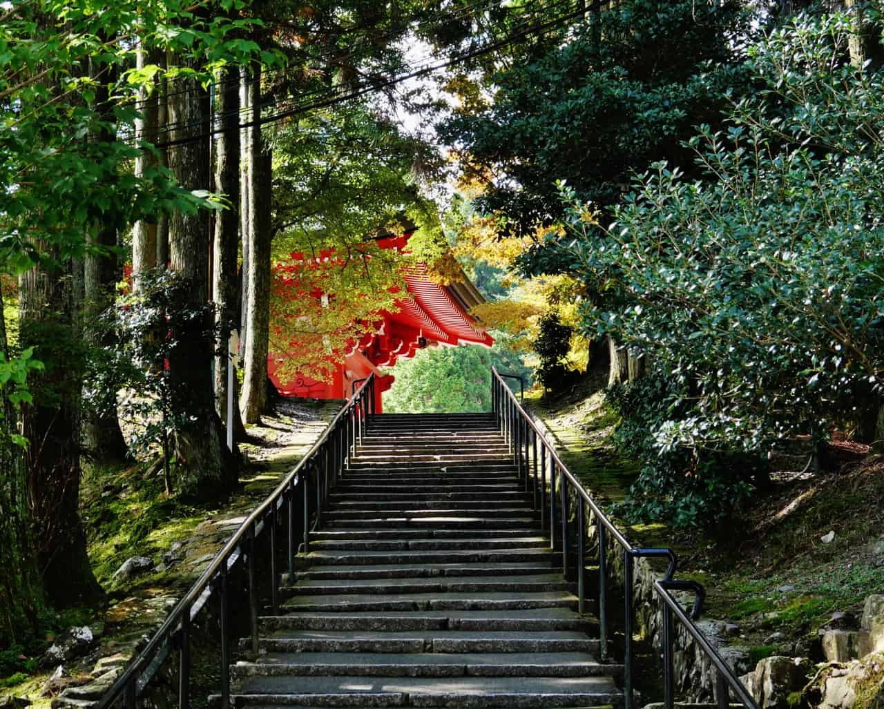 比叡山延曆寺的根本中堂與伽藍