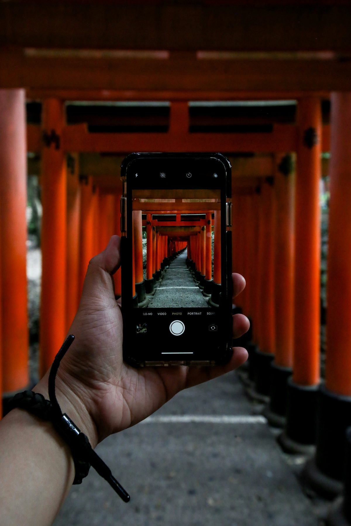 手機安裝 eSIM：掃描 QR Code 即時啟用日本上網