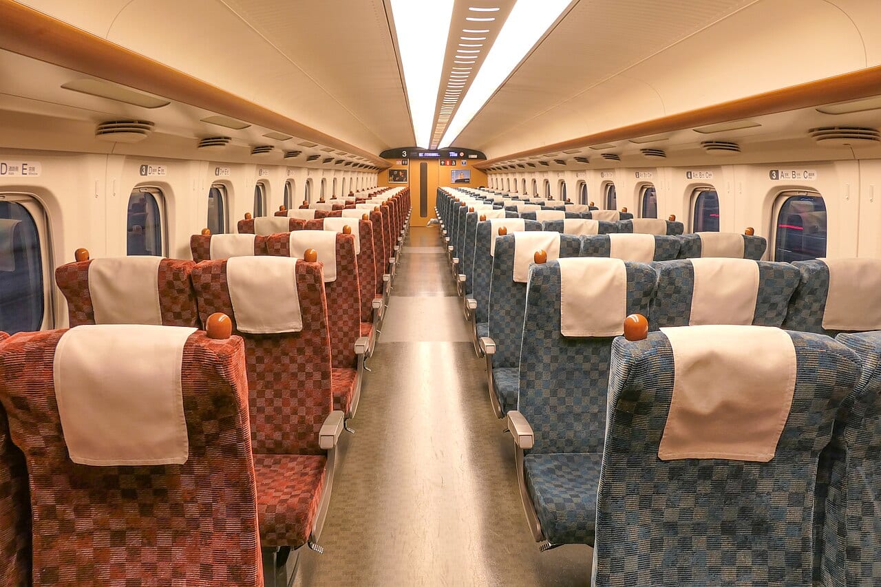 新幹線普通車指定席車內:EX早特對應的就是普通車指定席座位