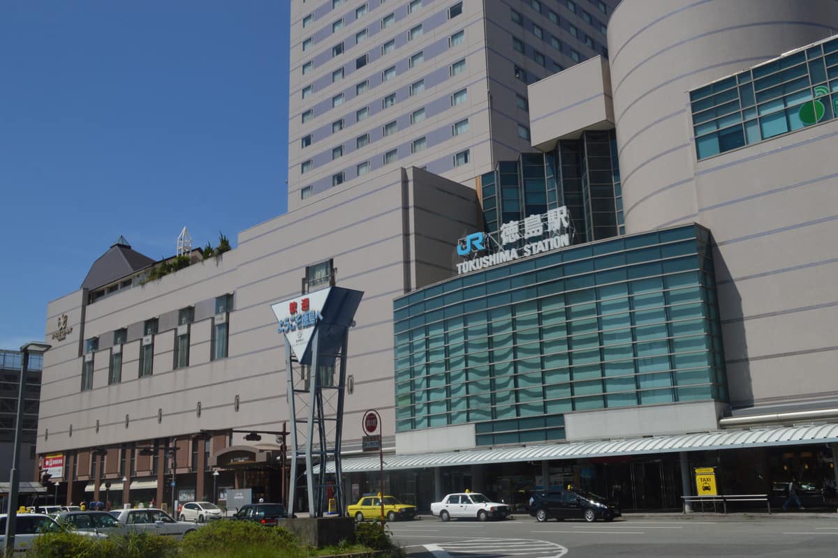MACHI★ASOBI實景照（Asturio Cantabrio / CC BY-SA 4.0 / Wikimedia Commons）