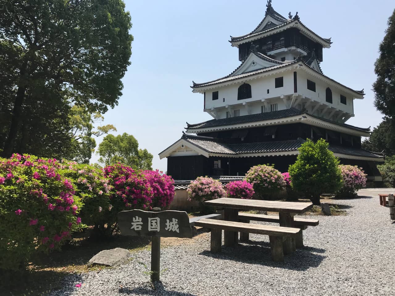 橫山山頂的岩國城復興天守