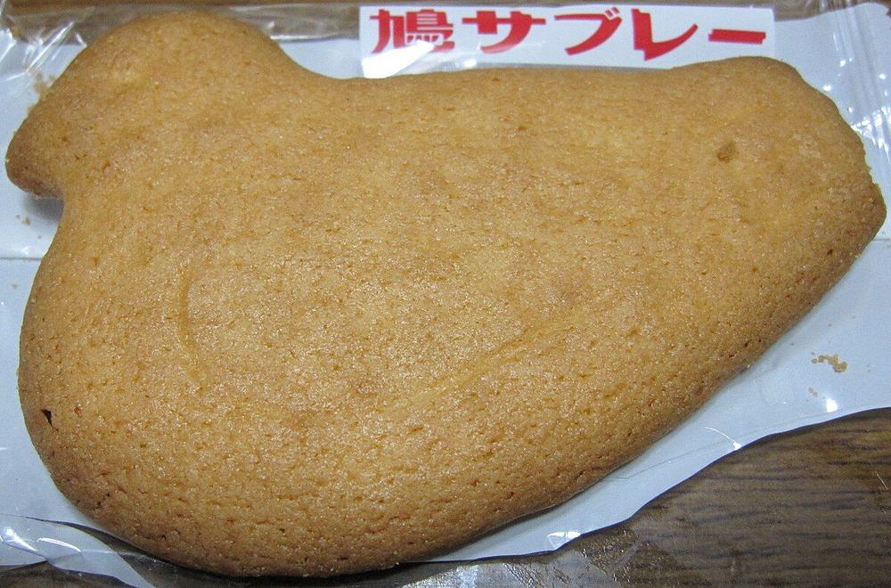 豊島屋招牌鳩サブレー,鴿子造型的奶油餅乾