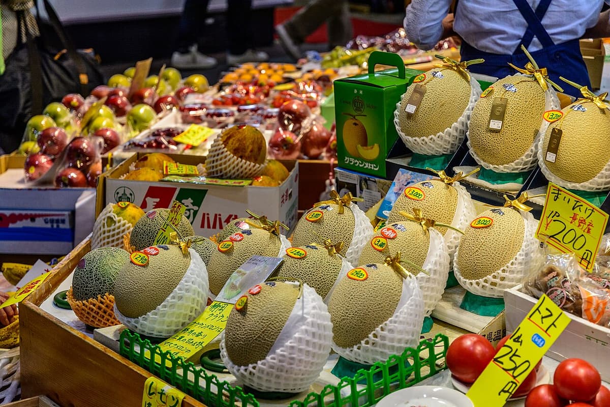 Seafood stalls at Omicho Market in Kanazawa