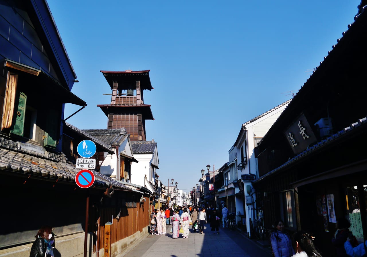 川越蔵造老街上的時之鐘鐘樓,江戶時代的木造地標