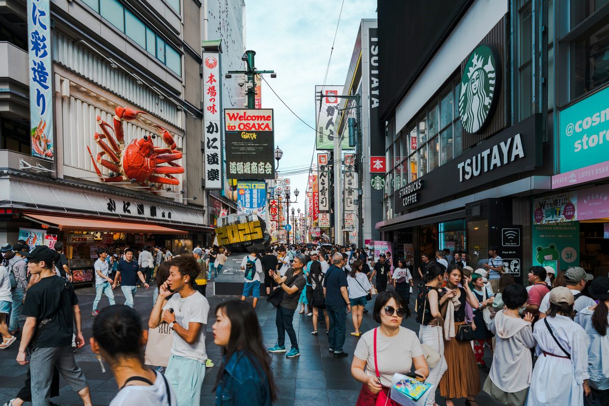 大阪道頓堀：固力果看板與霓虹運河夜景