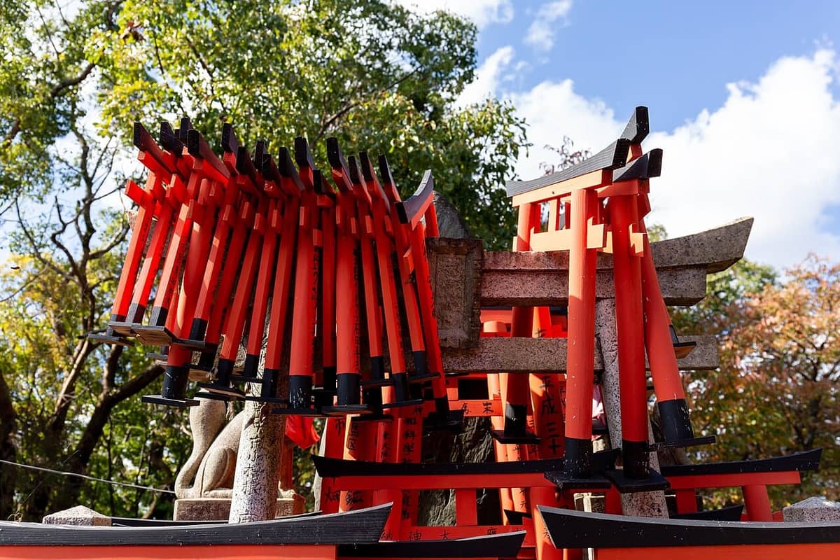 伏見稻荷大社的千本鳥居步道,一個人慢慢走神社是獨旅最享受的活動之一