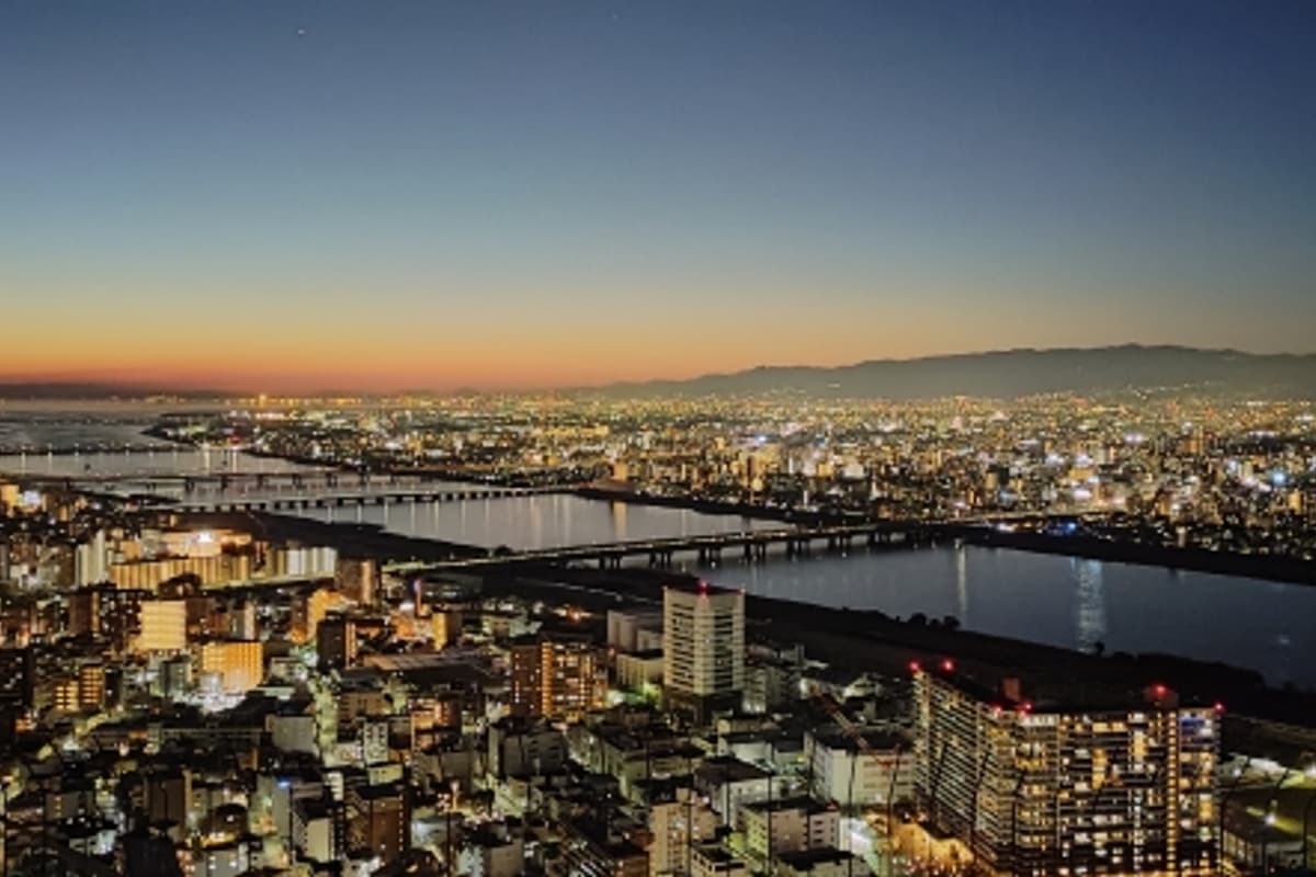 梅田空中庭園展望台 173m 高、露天 360° 觀景台,大阪周遊卡免費入場景點之一